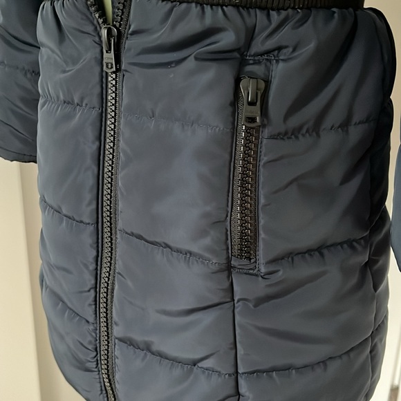 Hudson Coat - Picture 10 of 16